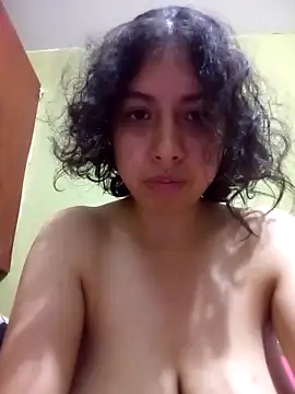 Snapshot of Syndel23 chatting on 02/23/26, 11:46 Syndel23 online show from 02/23/26, 11:46