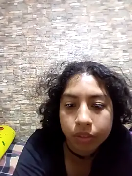 Snapshot of Syndel23 chatting on 03/01/26, 01:29 Syndel23 online show from 03/01/26, 01:29