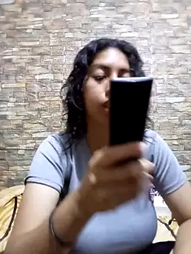 Snapshot of Syndel23 chatting on 03/07/26, 01:41 Syndel23 online show from 03/07/26, 01:41