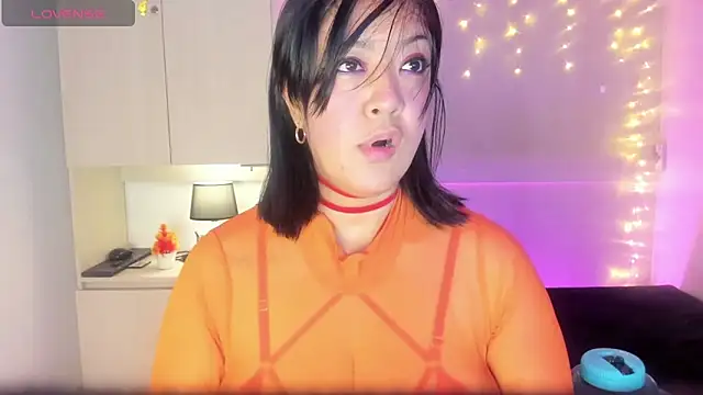 VickyRuiz  online show from 05/11/26, 07:55