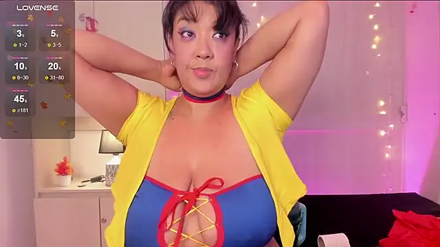 VickyRuiz  online show from 06/17/26, 08:10