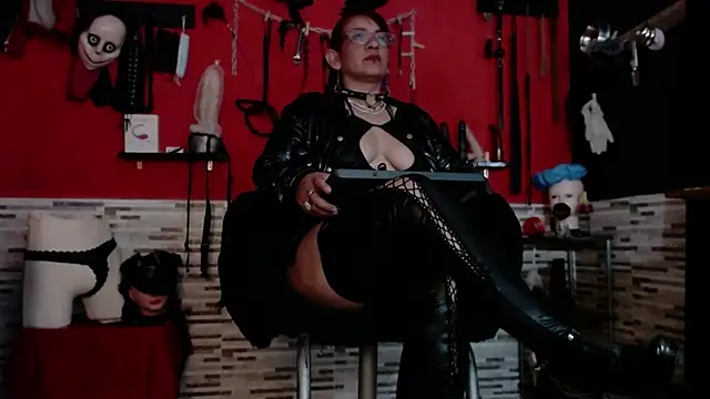 Miss Mirandaa online show from 10/17/25, 03:31