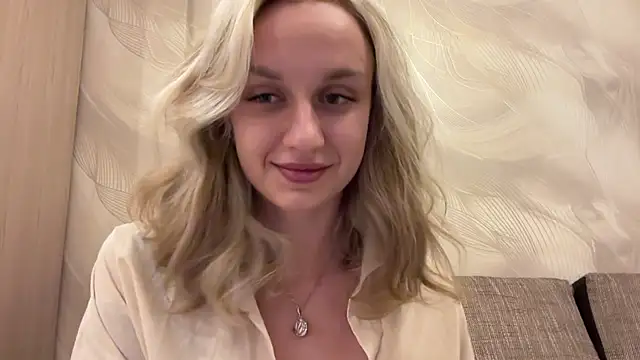 AdeleEverhart online show from 11/29/25, 06:11