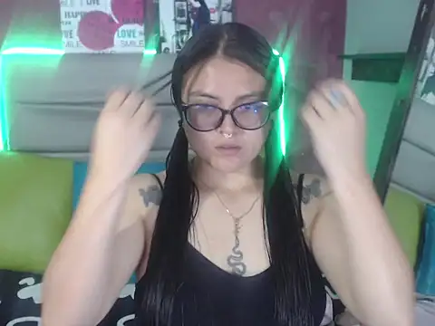 Cailing Zu online show from 09/09/25, 08:19