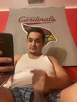 Snapshot of latindaddy69 chatting on 10/22/25, 12:05 latindaddy69 online show from 10/22/25, 12:05