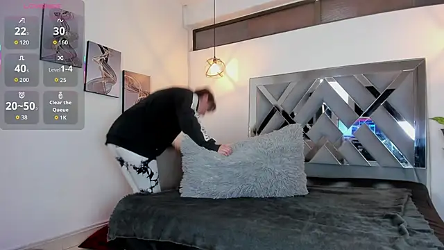 Candy Hott7 online show from 12/17/25, 08:26