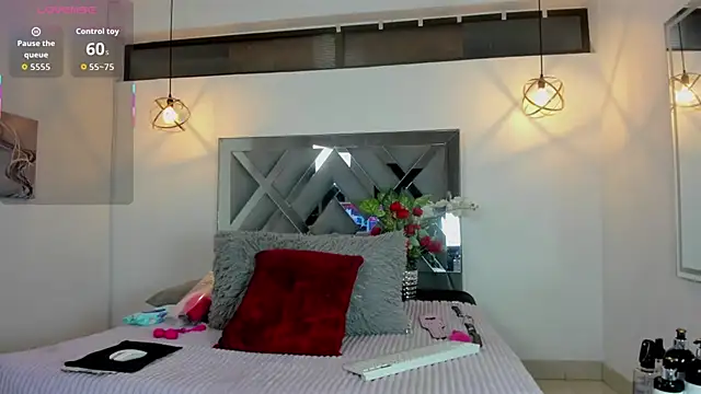 Candy Hott7 online show from 12/20/25, 09:22