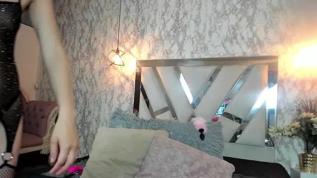 Candy Hott7 online show from 02/15/26, 08:05