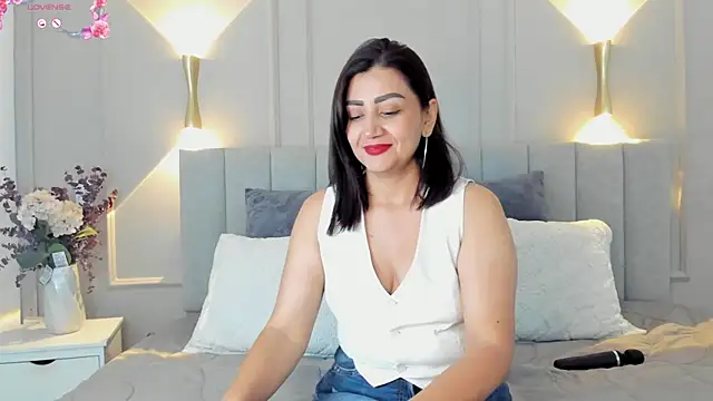 Snapshot of victoria_bourne chatting on 10/01/25, 07:09 victoria bourne online show from 10/01/25, 07:09