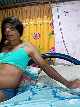 Snapshot of margaritamadura chatting on 11/15/25, 01:47 margaritamadura online show from 11/15/25, 01:47