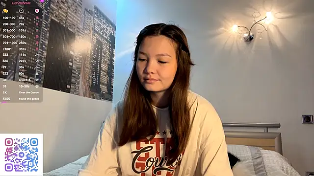 KiraVelvet online show from 09/22/25, 02:46