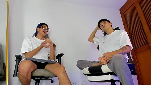 sotooliver3 online show from 03/10/26, 08:25