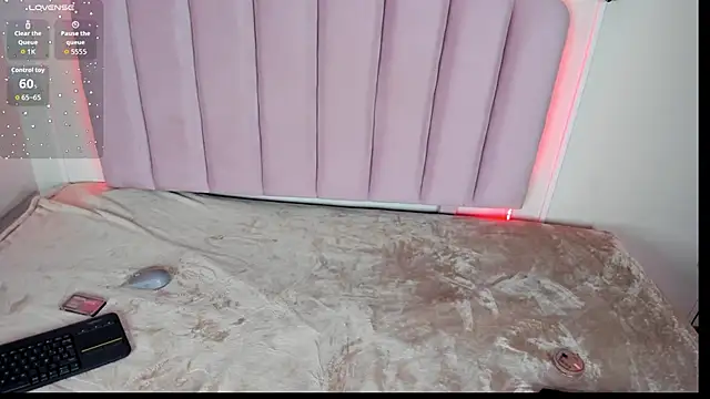 Snapshot of MissCandyliciouss chatting on 09/22/25, 11:51 MissCandyliciouss online show from 09/22/25, 11:51