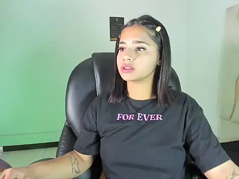 ScarletDoll online show from 10/30/25, 03:30