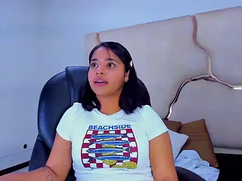 ScarletDoll online show from 11/08/25, 06:13