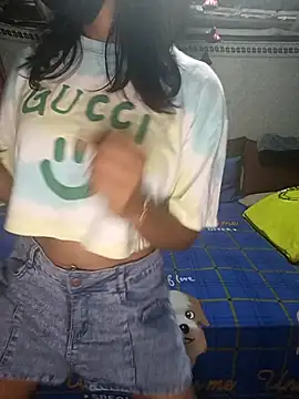 Snapshot of emali_baba chatting on 01/11/26, 11:59 emali baba online show from 01/11/26, 11:59