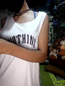 Snapshot of emali_baba chatting on 04/03/26, 05:33 emali baba online show from 04/03/26, 05:33