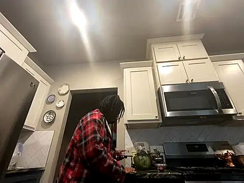 Snapshot of princesslivv chatting on 11/20/25, 05:34 princesslivv online show from 11/20/25, 05:34