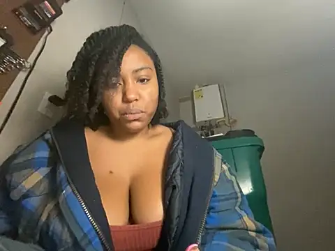 princesslivv online show from 11/28/25, 05:21