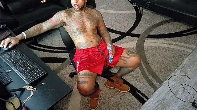 SLANGONDEMHOES online show from 09/23/25, 08:01