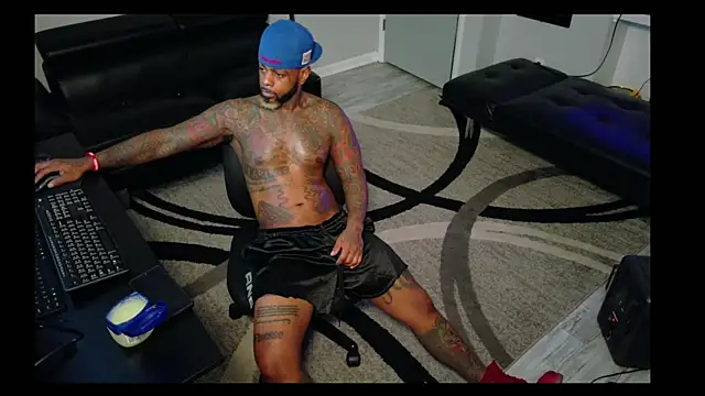 SLANGONDEMHOES online show from 10/18/25, 09:48