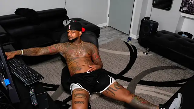 SLANGONDEMHOES online show from 02/15/26, 05:09