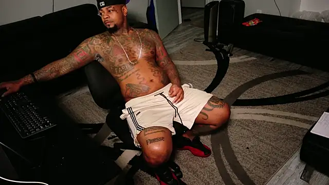 SLANGONDEMHOES online show from 06/04/26, 12:00