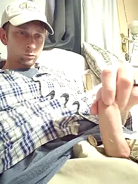 Snapshot of mresquared chatting on 02/19/26, 07:32 mresquared online show from 02/19/26, 07:32