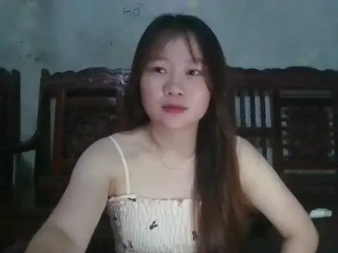 Snapshot of Hinne07 chatting on 09/14/25, 05:34 Hinne07 online show from 09/14/25, 05:34