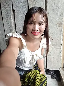 Snapshot of rubi_bae chatting on 07/11/26, 09:56 rubi bae online show from 07/11/26, 09:56