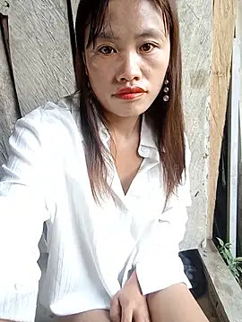 Snapshot of rubi_bae chatting on 07/22/26, 12:46 rubi bae online show from 07/22/26, 12:46