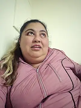 curvy diva  online show from 10/25/25, 11:43