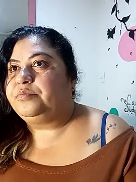 Snapshot of curvy_diva_ chatting on 01/08/26, 09:33 curvy diva online show from 01/08/26, 09:33