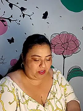 Snapshot of curvy_diva_ chatting on 01/16/26, 10:19 curvy diva online show from 01/16/26, 10:19