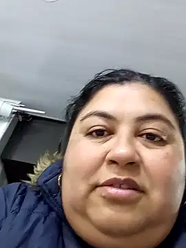 Snapshot of curvy_diva_ chatting on 01/18/26, 09:57 curvy diva online show from 01/18/26, 09:57