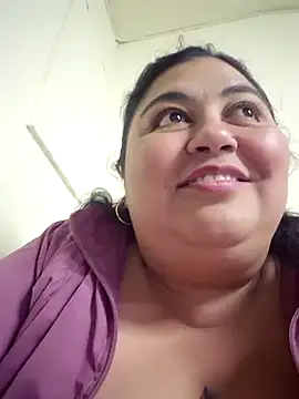 Snapshot of curvy_diva_ chatting on 02/03/26, 11:32 curvy diva online show from 02/03/26, 11:32