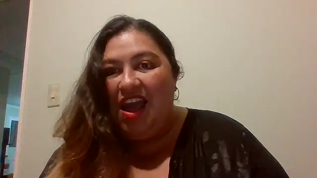 Snapshot of curvy_diva_ chatting on 02/15/26, 02:19 curvy diva online show from 02/15/26, 02:19