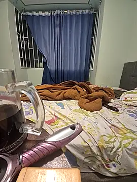 Snapshot of curvy_diva_ chatting on 02/18/26, 02:07 curvy diva online show from 02/18/26, 02:07