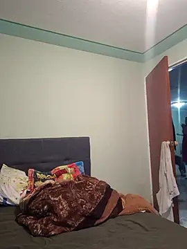 Snapshot of curvy_diva_ chatting on 02/22/26, 01:18 curvy diva online show from 02/22/26, 01:18