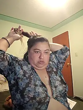 Snapshot of curvy_diva_ chatting on 02/24/26, 11:30 curvy diva online show from 02/24/26, 11:30