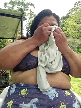 Snapshot of curvy_diva_ chatting on 03/07/26, 05:54 curvy diva online show from 03/07/26, 05:54