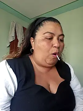 Snapshot of curvy_diva_ chatting on 03/13/26, 07:31 curvy diva online show from 03/13/26, 07:31