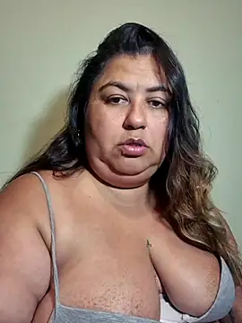 Snapshot of curvy_diva_ chatting on 03/15/26, 02:50 curvy diva online show from 03/15/26, 02:50