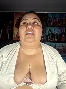 curvy diva  online show from 05/04/26, 10:11