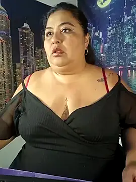 curvy diva  online show from 05/11/26, 02:45