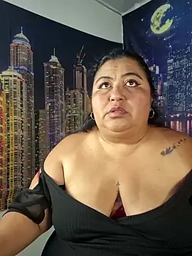curvy diva  online show from 05/11/26, 04:04