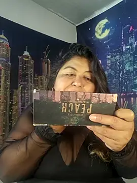 curvy diva  online show from 05/13/26, 10:23