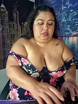 curvy diva  online show from 05/16/26, 10:36