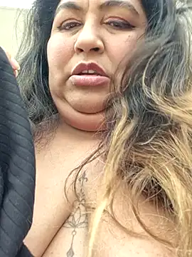 curvy diva  online show from 05/25/26, 02:01