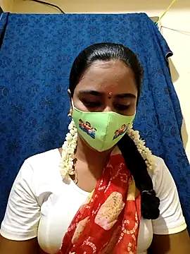 mini-queen online show from 11/13/25, 08:24